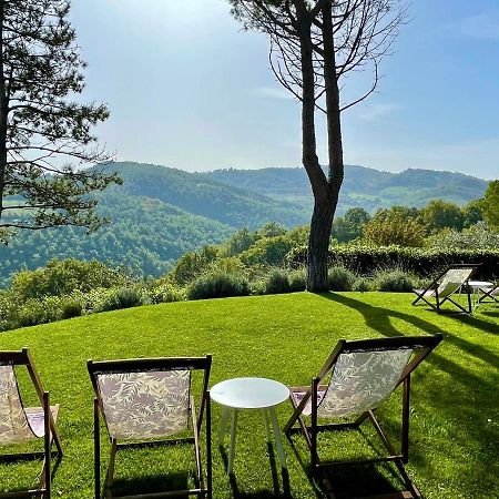 La Panoramica Gubbio - Maison De Charme - Casette E Appartamenti Self Catering Per Vacanze Meravigliose! Eksteriør bilde