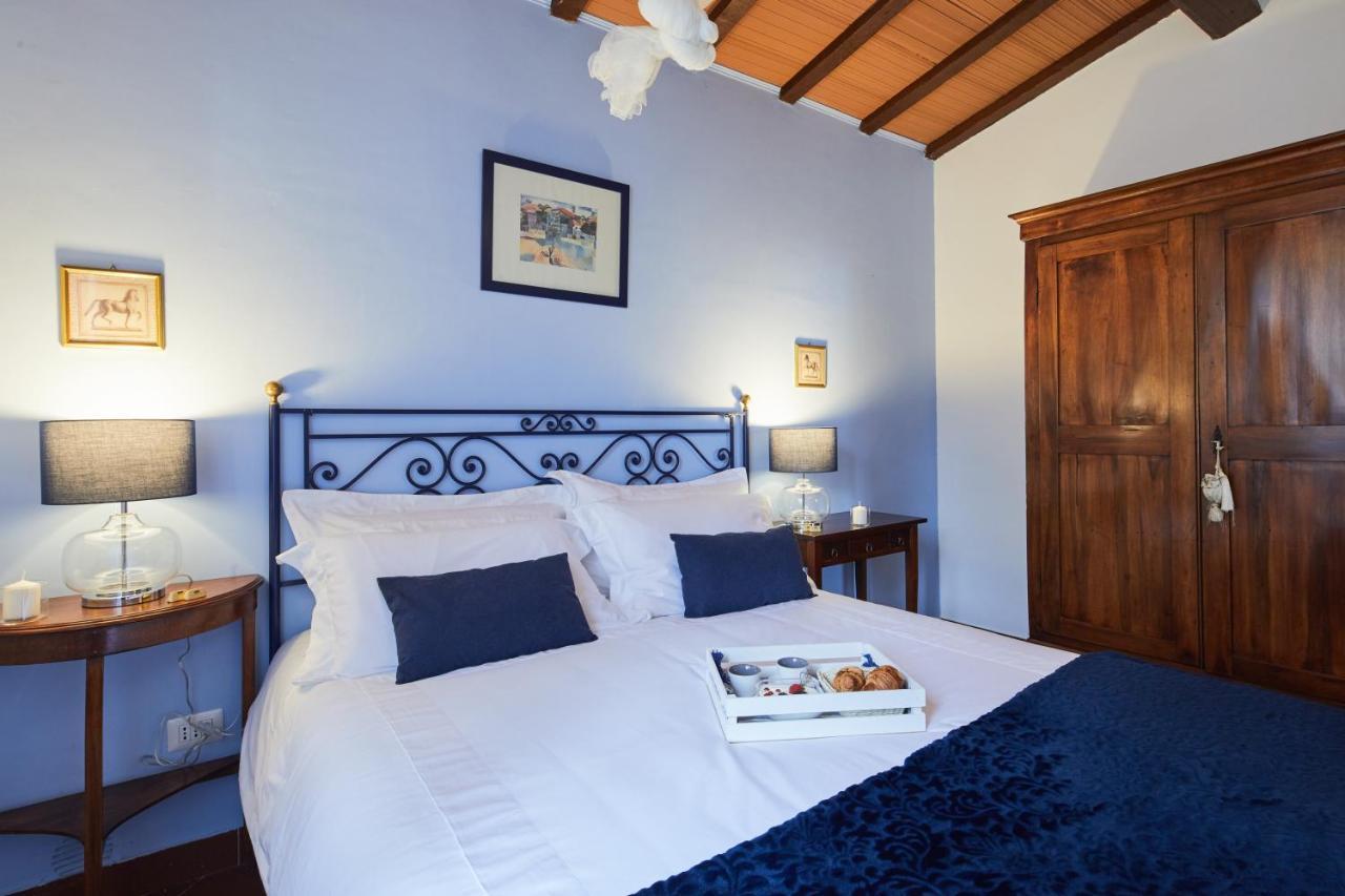 La Panoramica Gubbio - Maison De Charme - Casette E Appartamenti Self Catering Per Vacanze Meravigliose! Eksteriør bilde