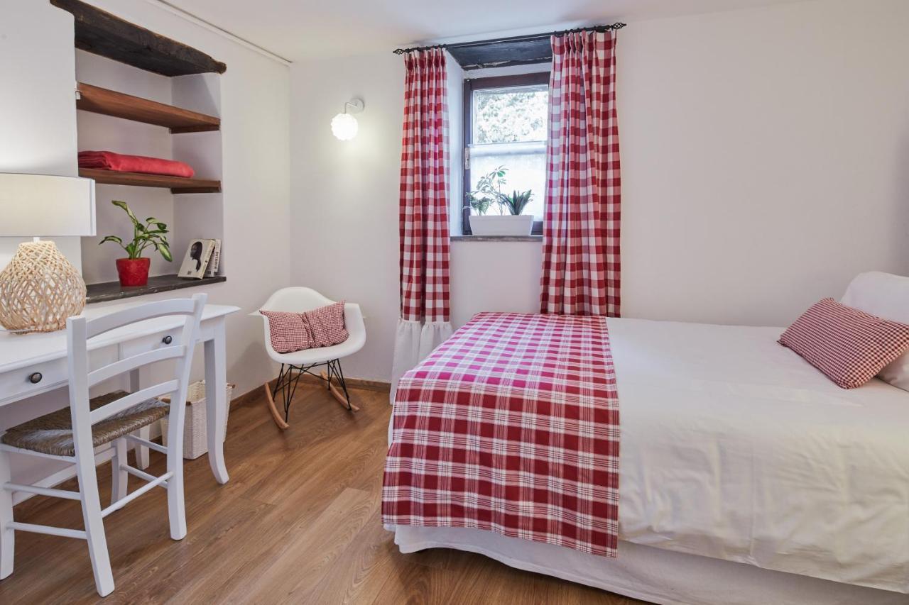 La Panoramica Gubbio - Maison De Charme - Casette E Appartamenti Self Catering Per Vacanze Meravigliose! Eksteriør bilde
